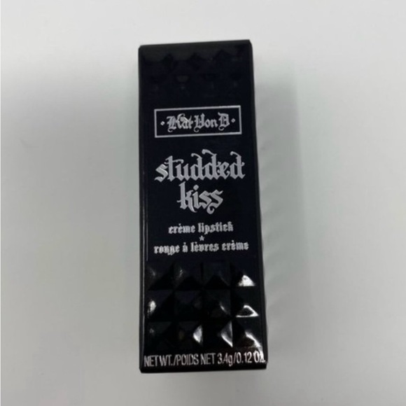 KVD STUDDED LIPSTICK - EGGPLANT - Picture 12 of 16